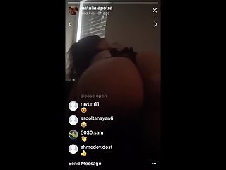 TS Natalia La Potra Twerking on IG