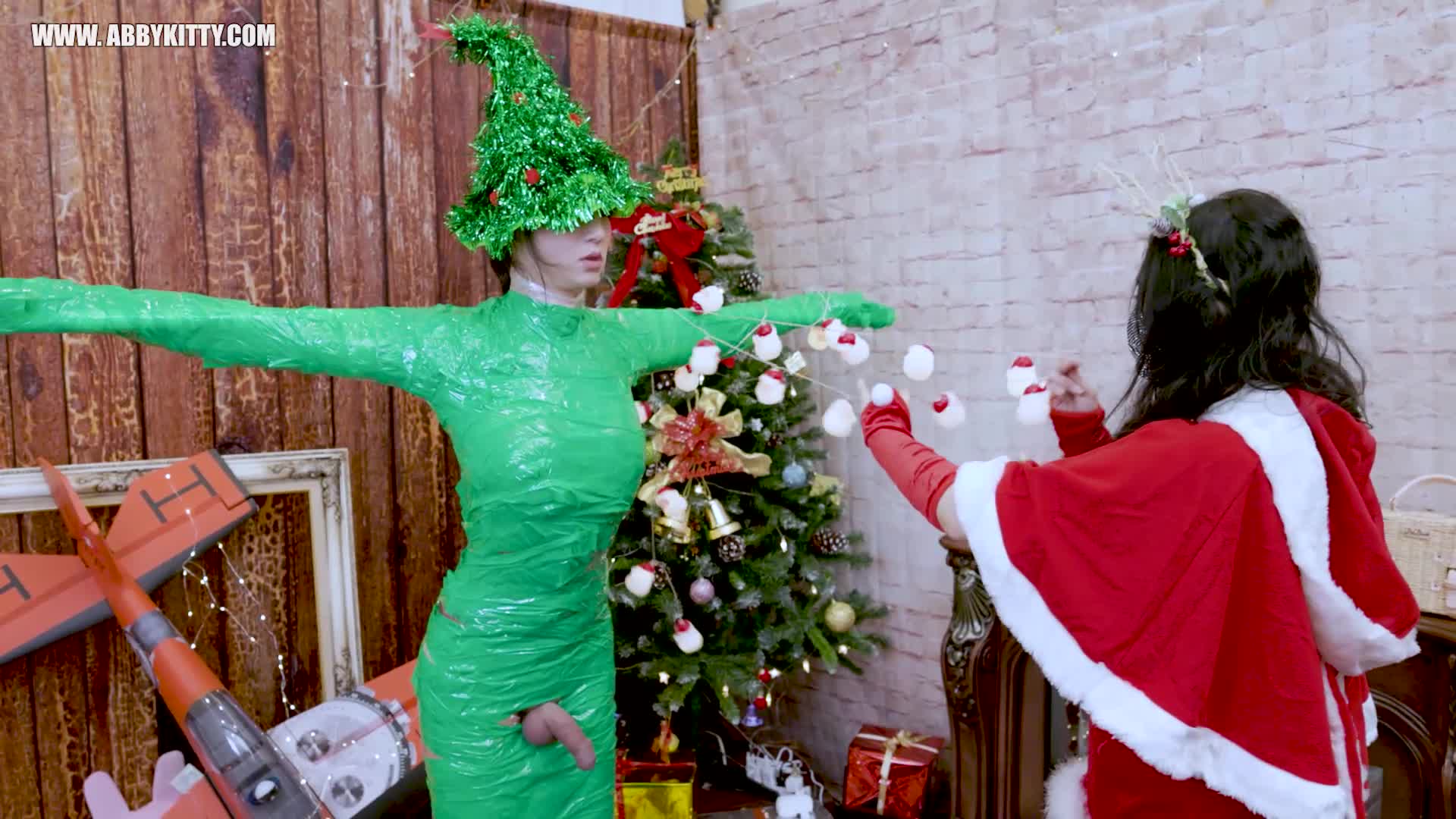 AB077 Mistress Crystal's mummy christmas tree pocket cup squeeze zentai 水晶女王的木乃伊圣诞树飞机杯榨精-紧身衣